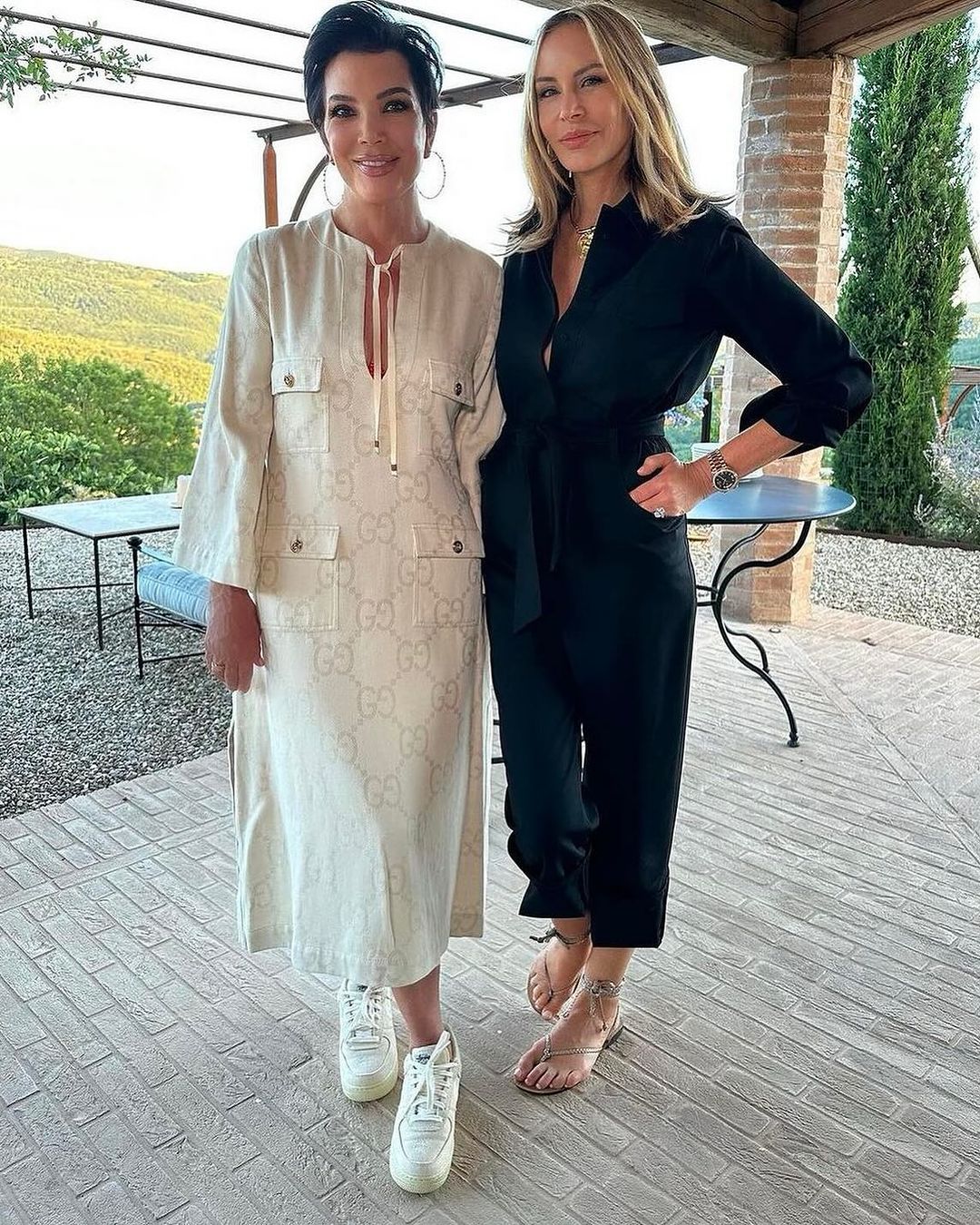 Access_Kardashian_9~2.jpg