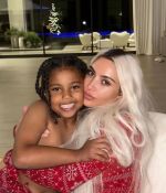 Access_Kardashian_12~1.jpg