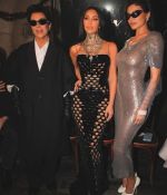 Access_Kardashian_12~5.jpg