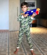 Access_Kardashian_13~3.jpg