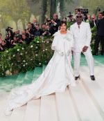 Access_Kardashian_6~8.jpg