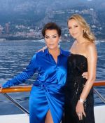 Access_Kardashian_8~2.jpg