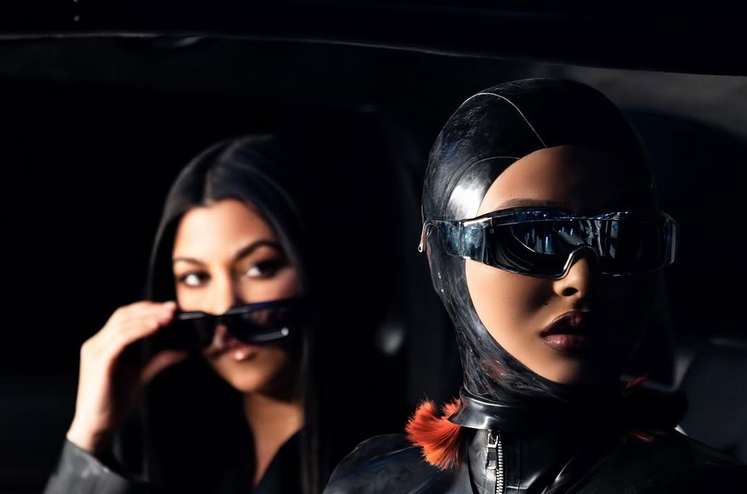 Access_Kardashian_4~1.jpg