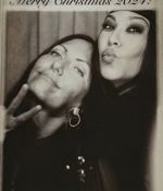 Access_Kardashian_2~2.jpg
