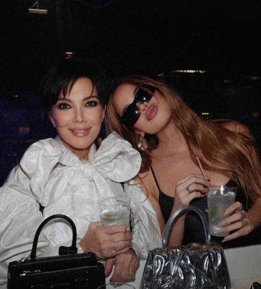 Access_Kardashian_2~0.jpg