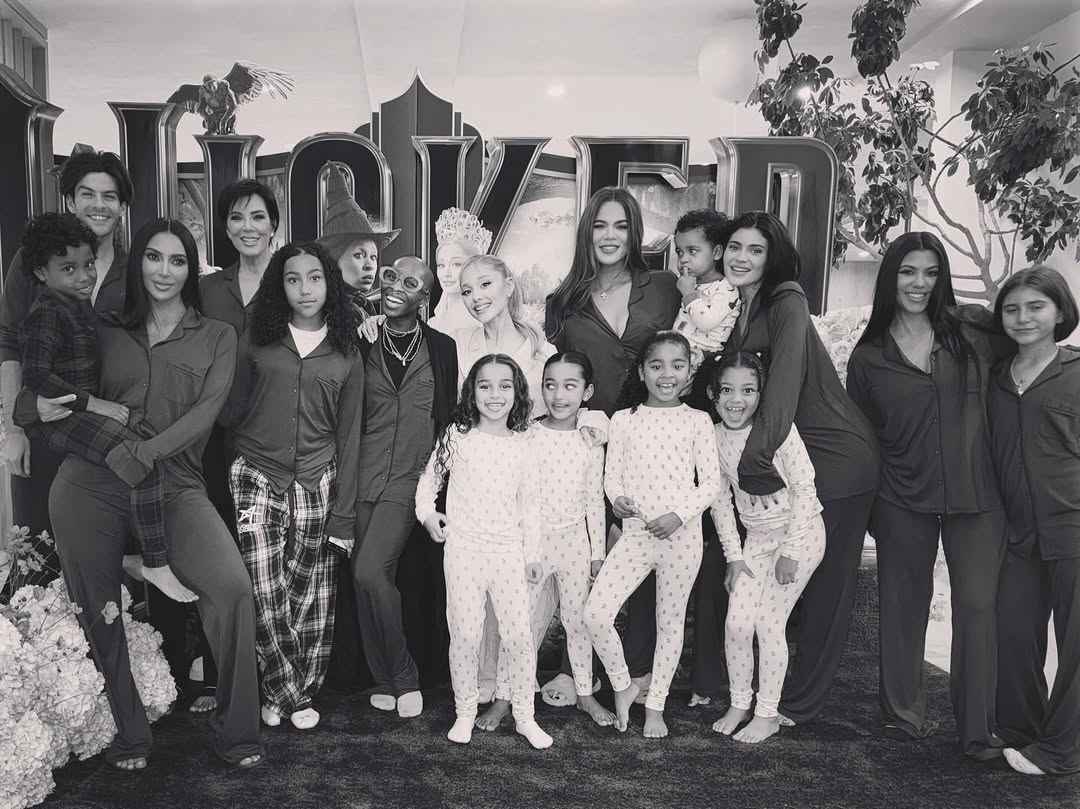 Access_Kardashian_001_28129.jpg