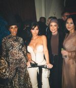 Access_Kardashian_20~0.jpg