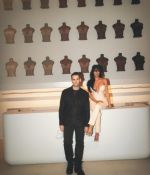 Access_Kardashian_4~3.jpg