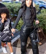 Access_Kardashian_07.jpg