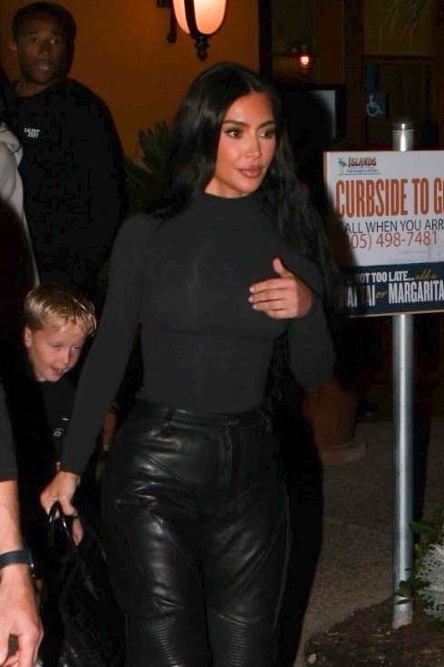 Access_Kardashian_01.jpg