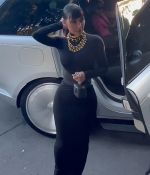 Access_Kardashian_03.jpg