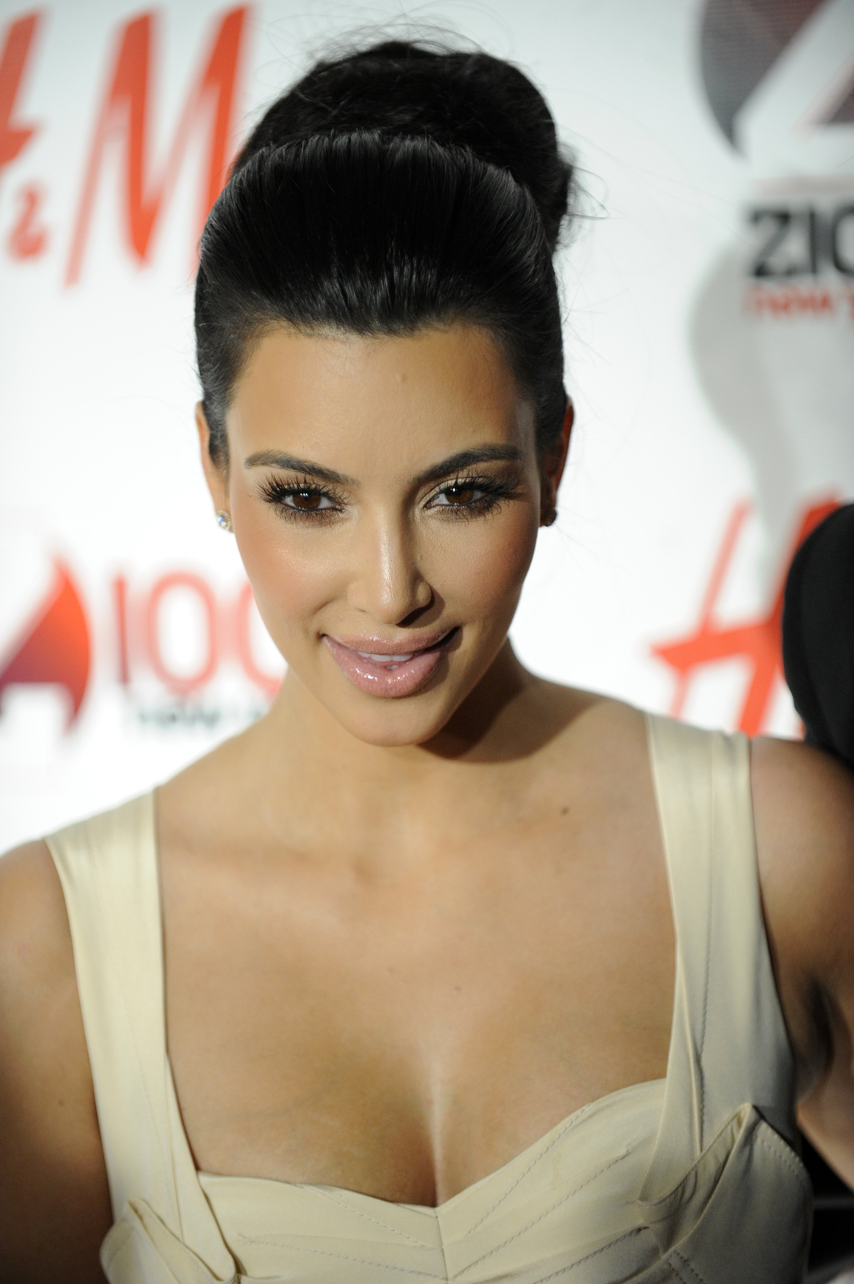Access_Kardashian_012.jpg
