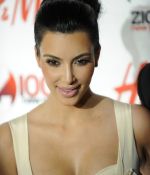 Access_Kardashian_012.jpg