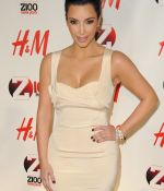 Access_Kardashian_06.jpg