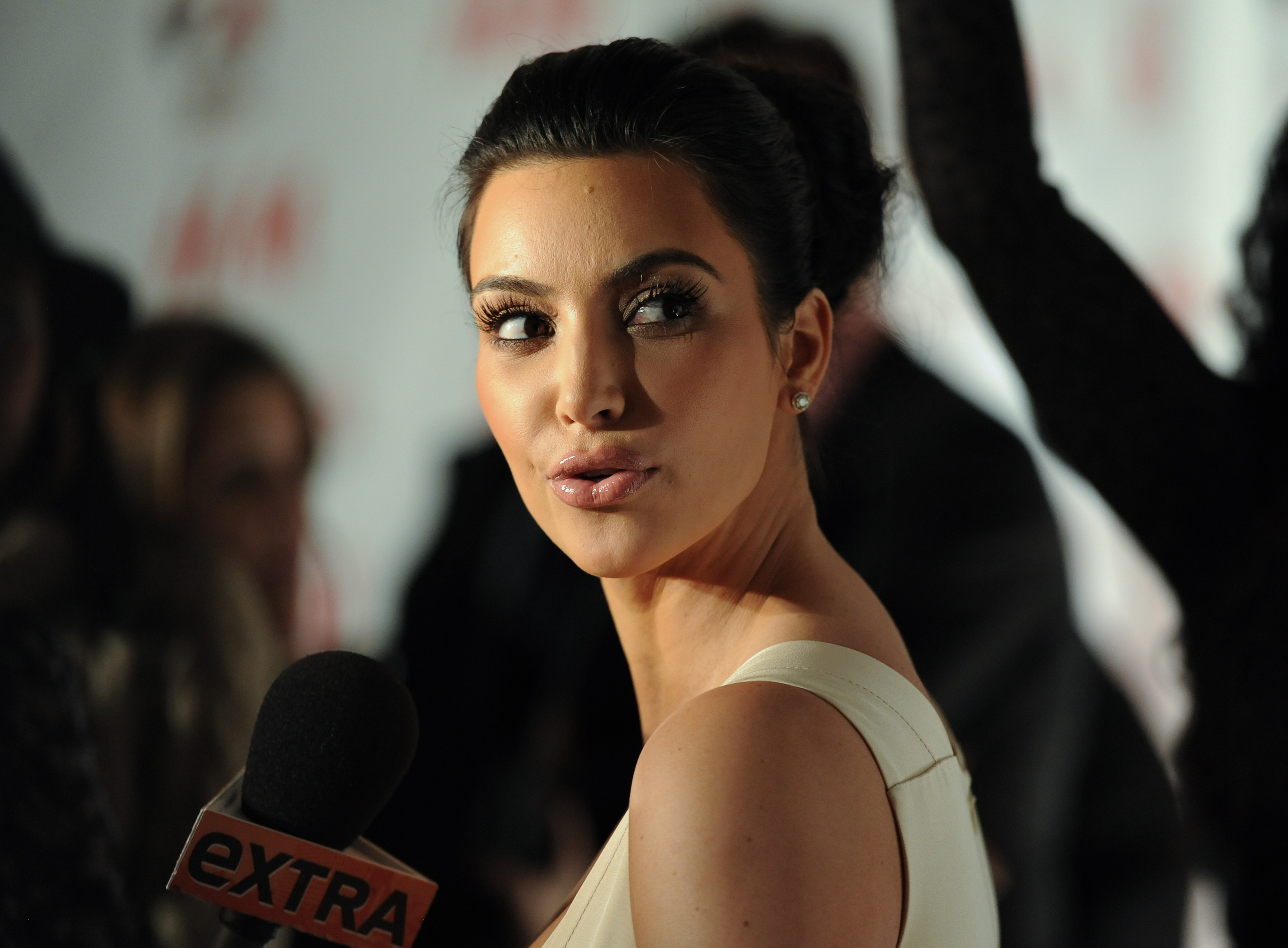 Access_Kardashian_01.jpg