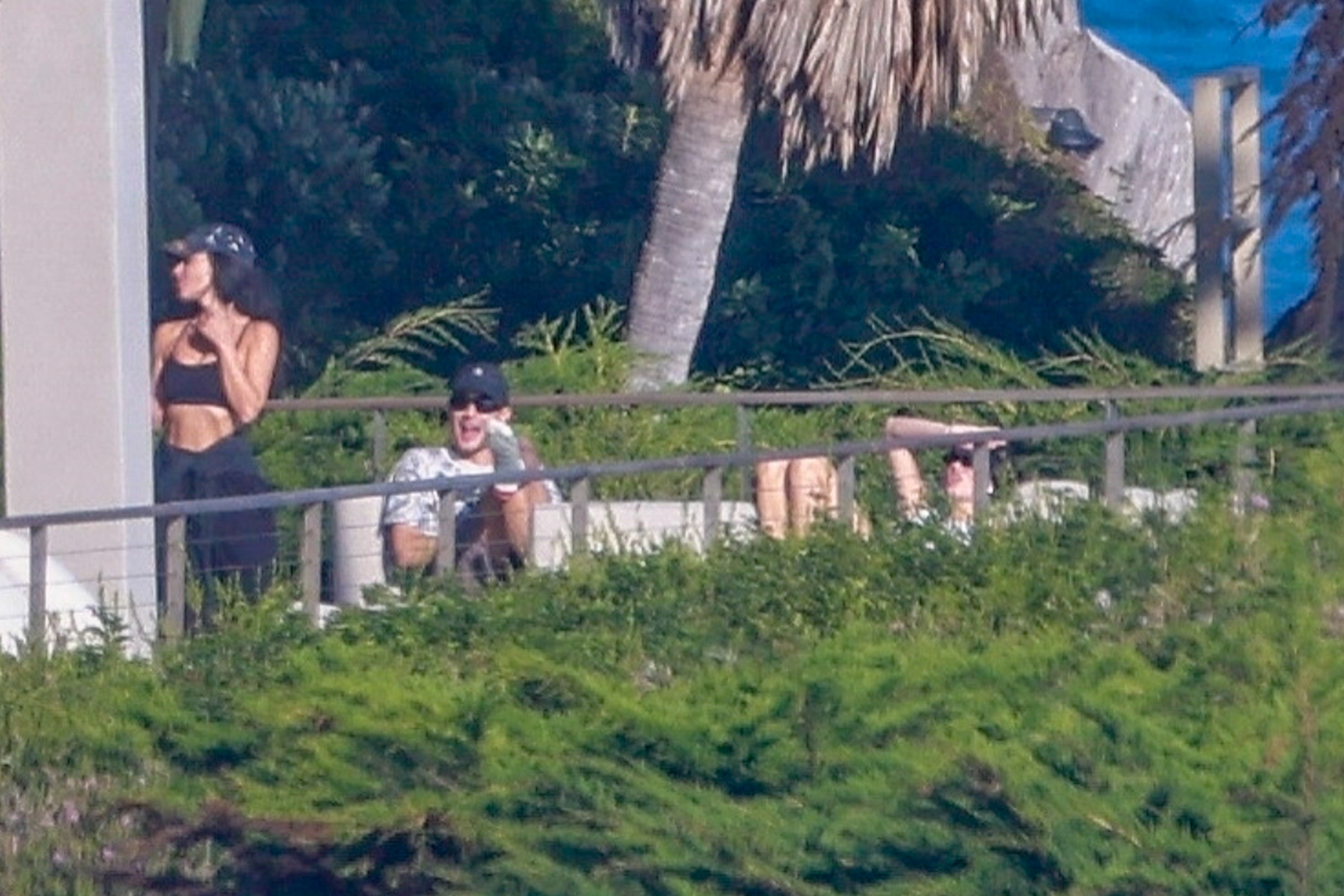 Access_Kardashian_07.jpg