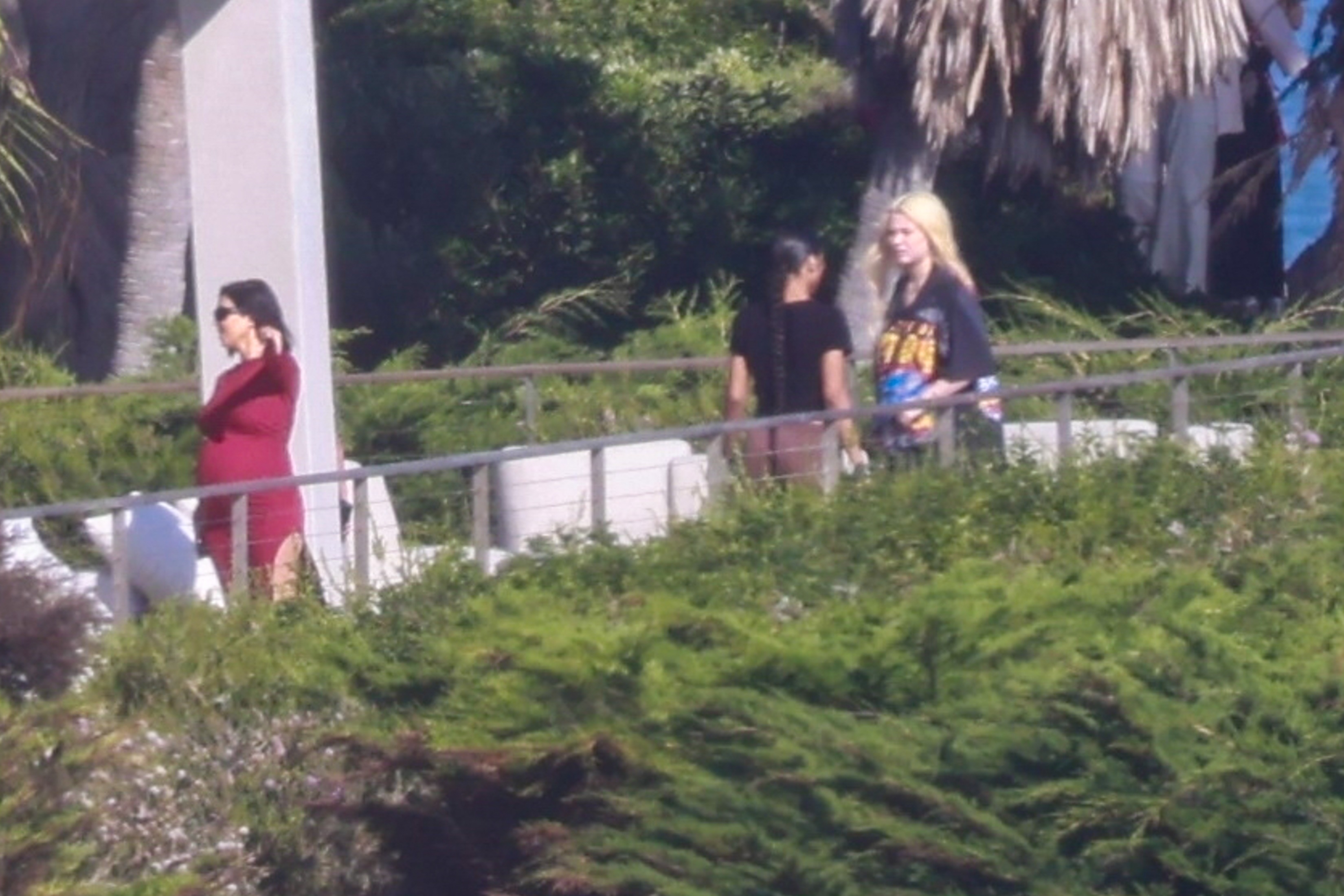 Access_Kardashian_06.jpg