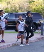Access_Kardashian_07.jpg