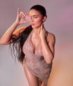 Access_Kardashian_001.jpg