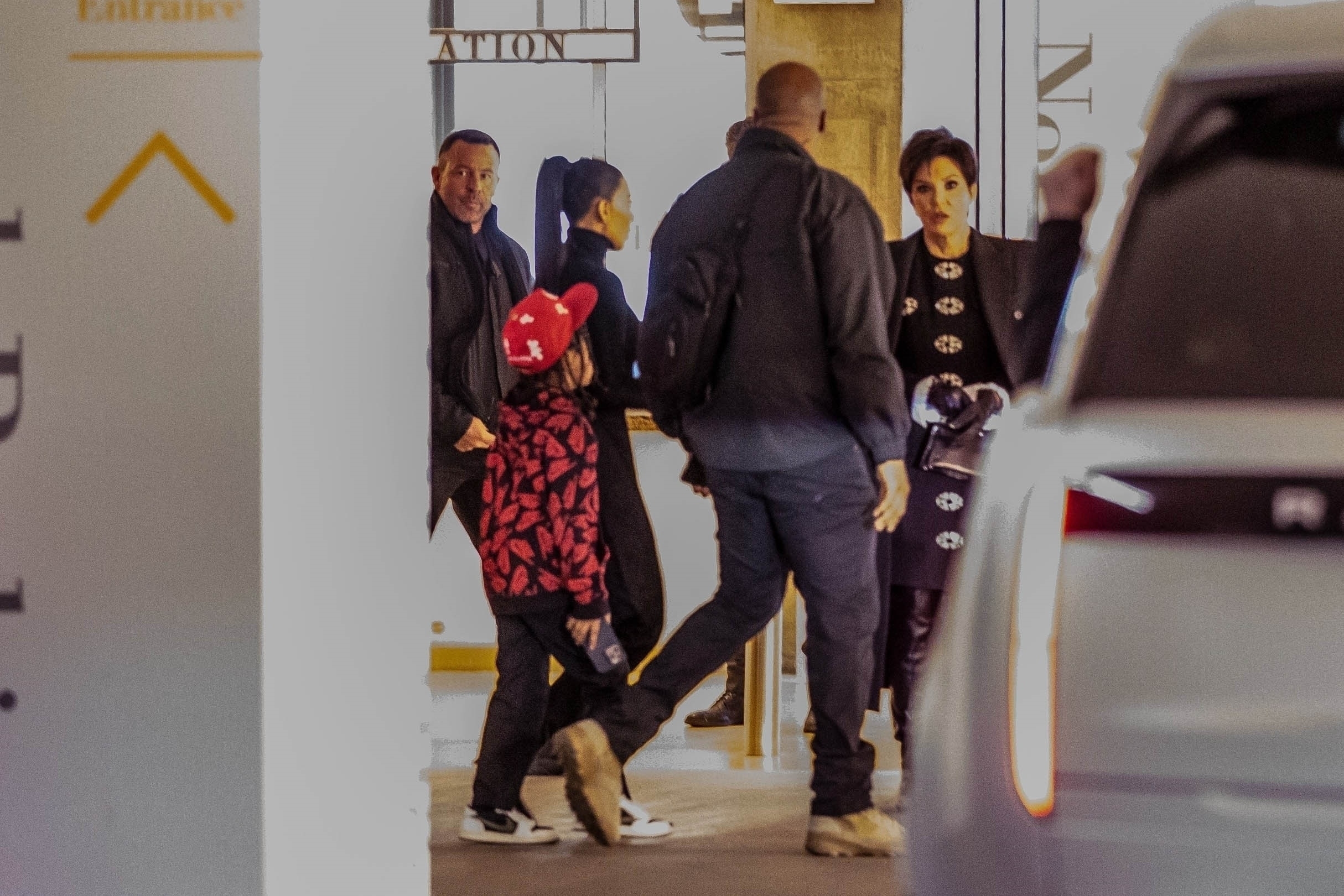 Access_Kardashian_017.jpg