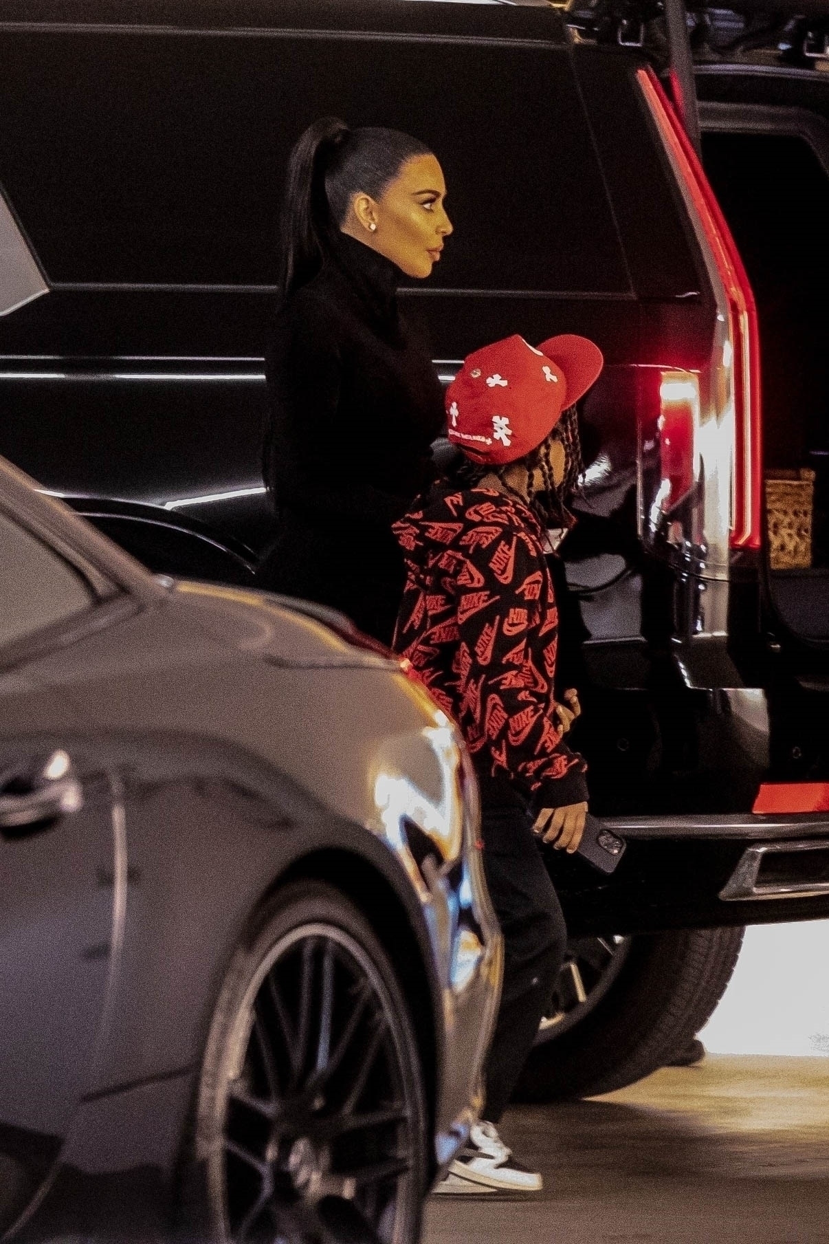 Access_Kardashian_02.jpg