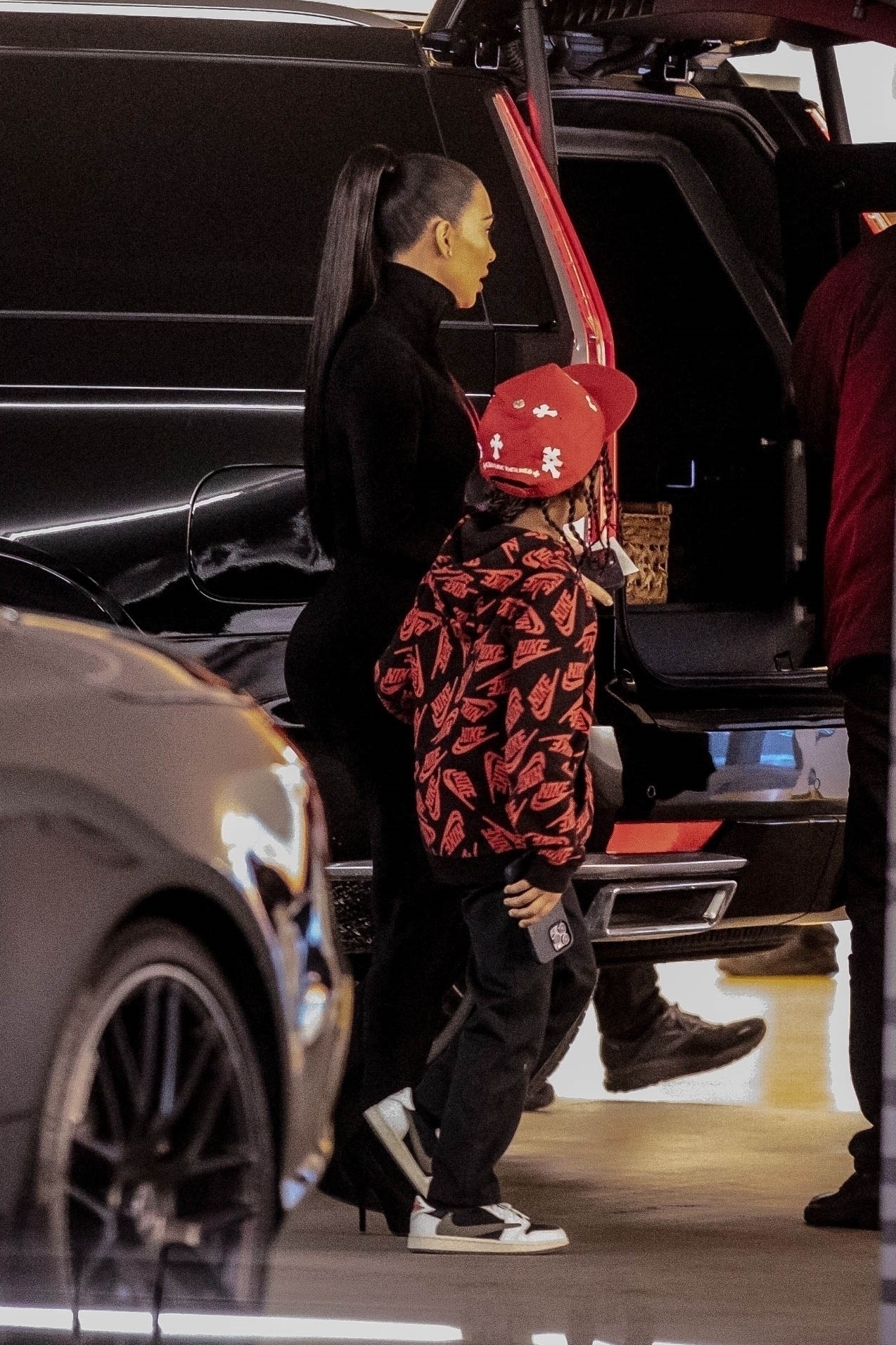 Access_Kardashian_08.jpg