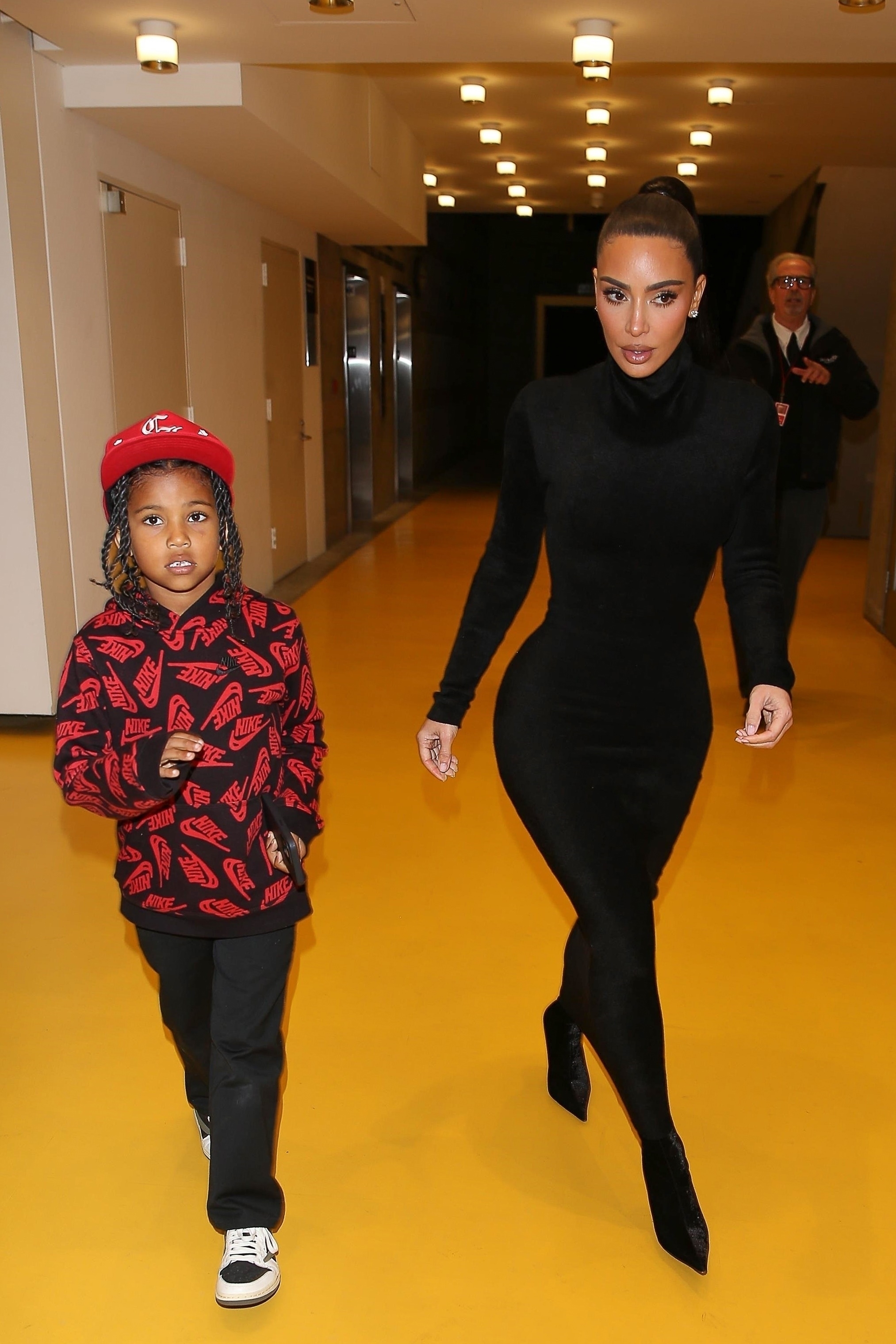 Access_Kardashian_01.jpg