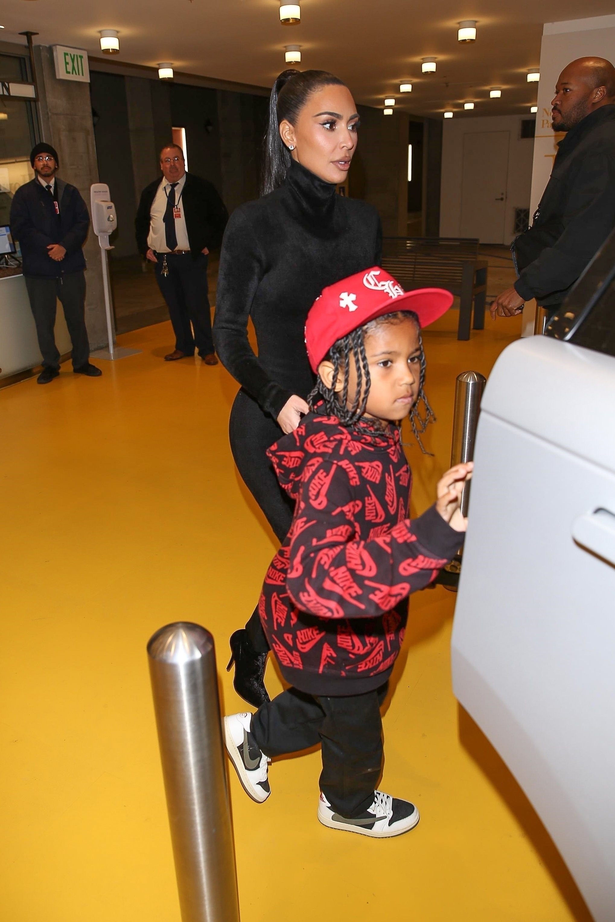 Access_Kardashian_022.jpg