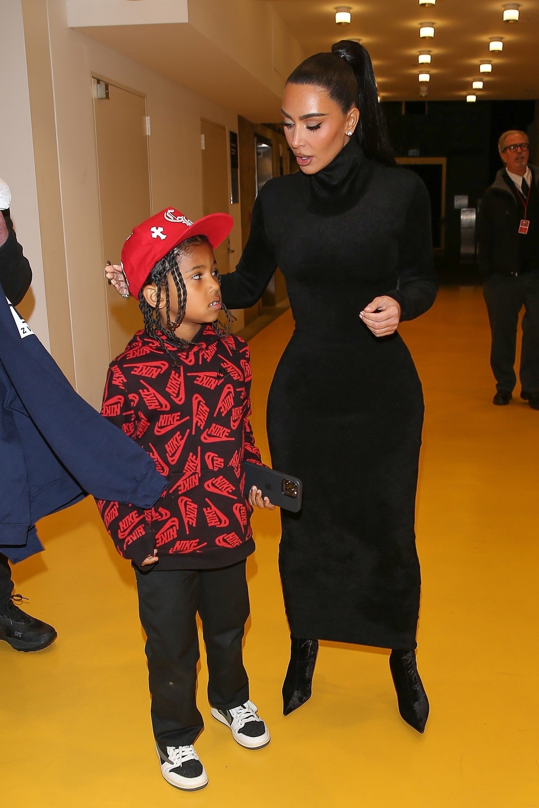 Access_Kardashian_04.jpg