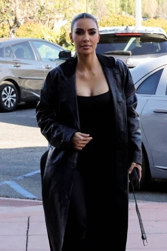 Access_Kardashian_04.jpg