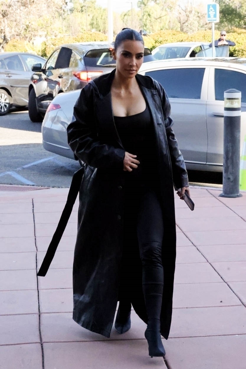 Access_Kardashian_08.jpg