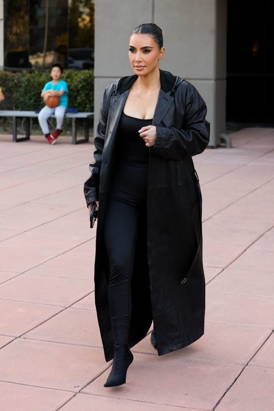 Access_Kardashian_04.jpg