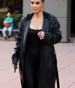 Access_Kardashian_03.jpg