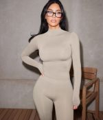 Access_Kardashian_02.jpg
