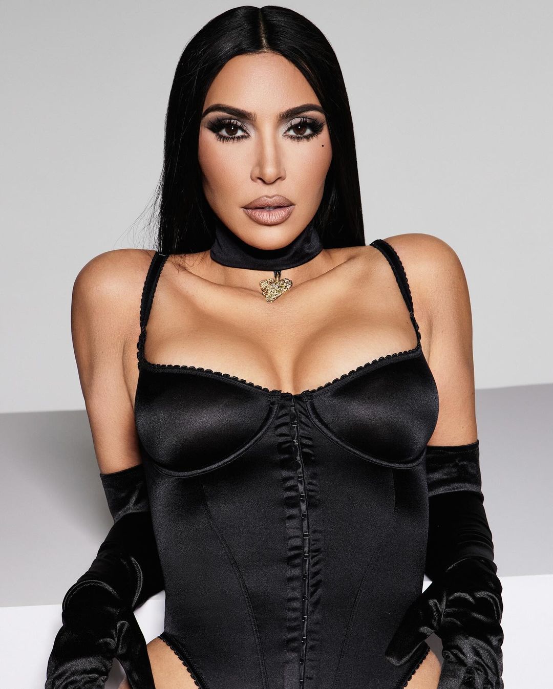 Access_Kardashian_01.jpg