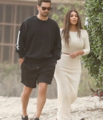 Access_Kardashian_002.jpg