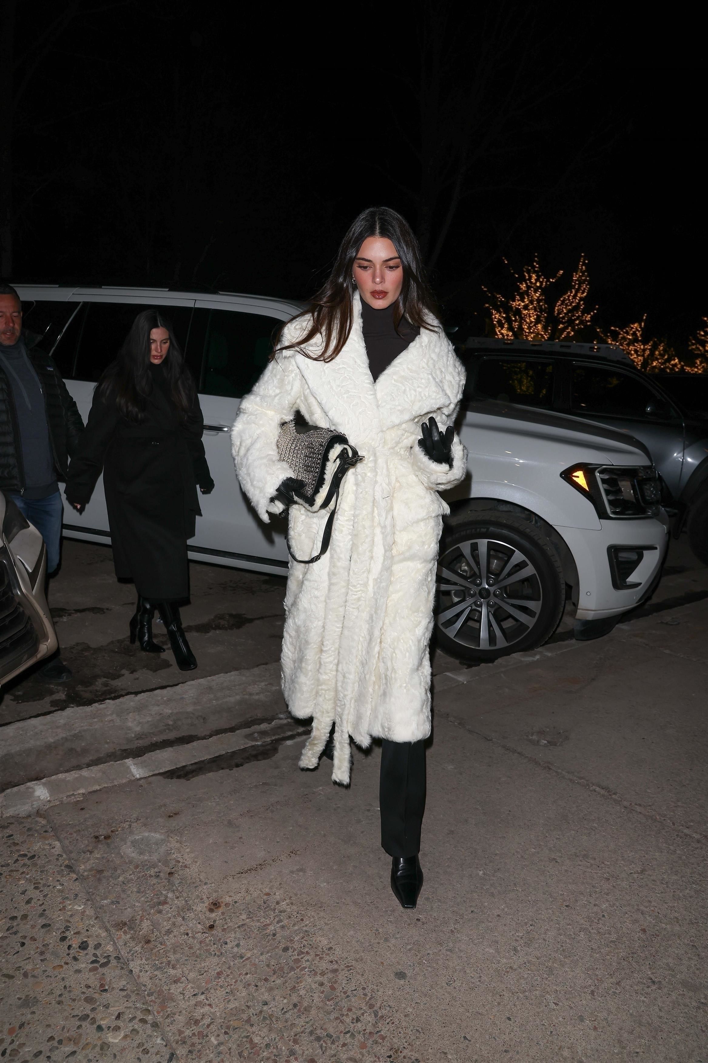 Access_Kardashian_001.JPG