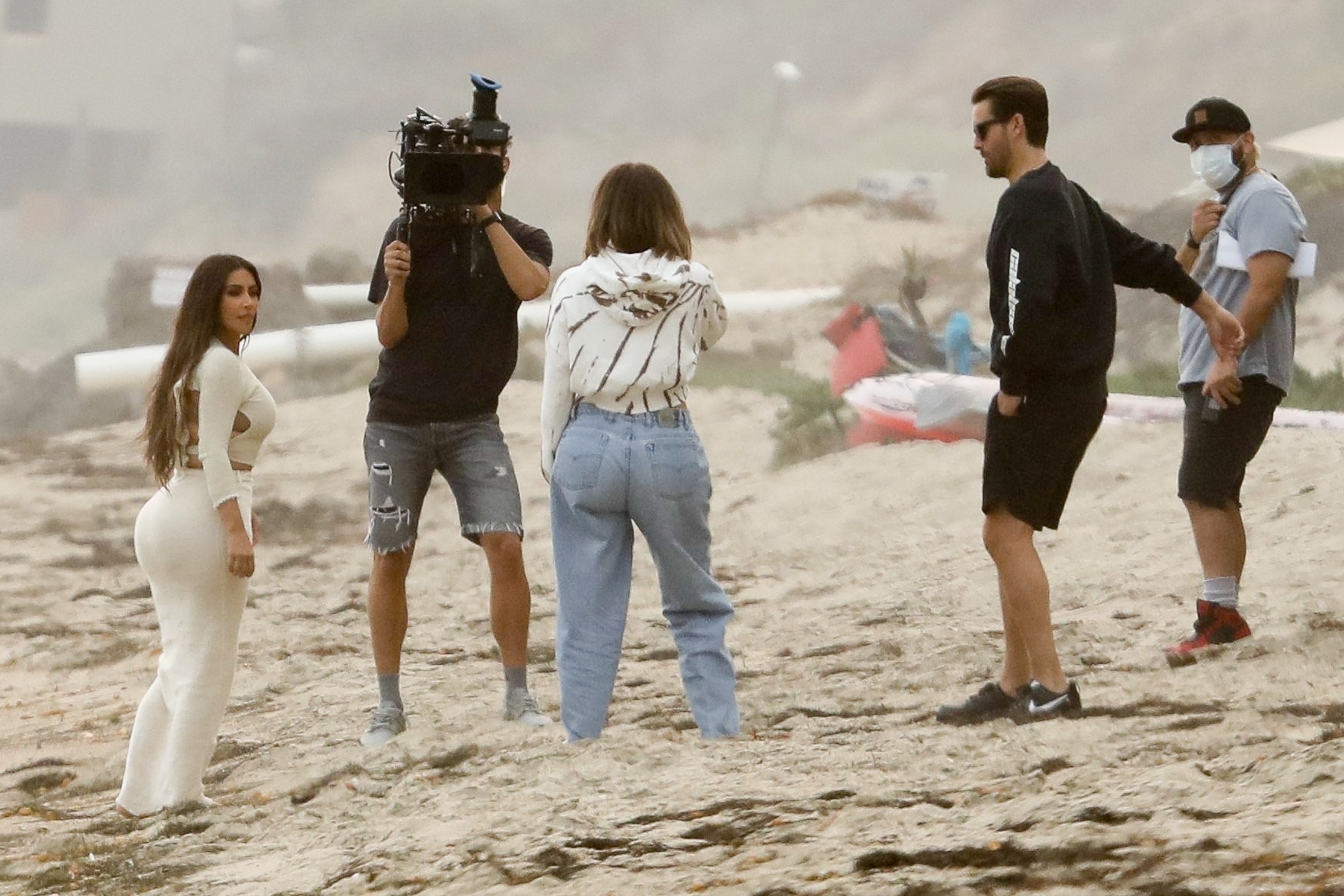 Access_Kardashian_001.jpg