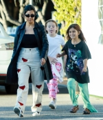 Access_Kardashian_001.jpg