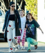 Access_Kardashian_003.jpg