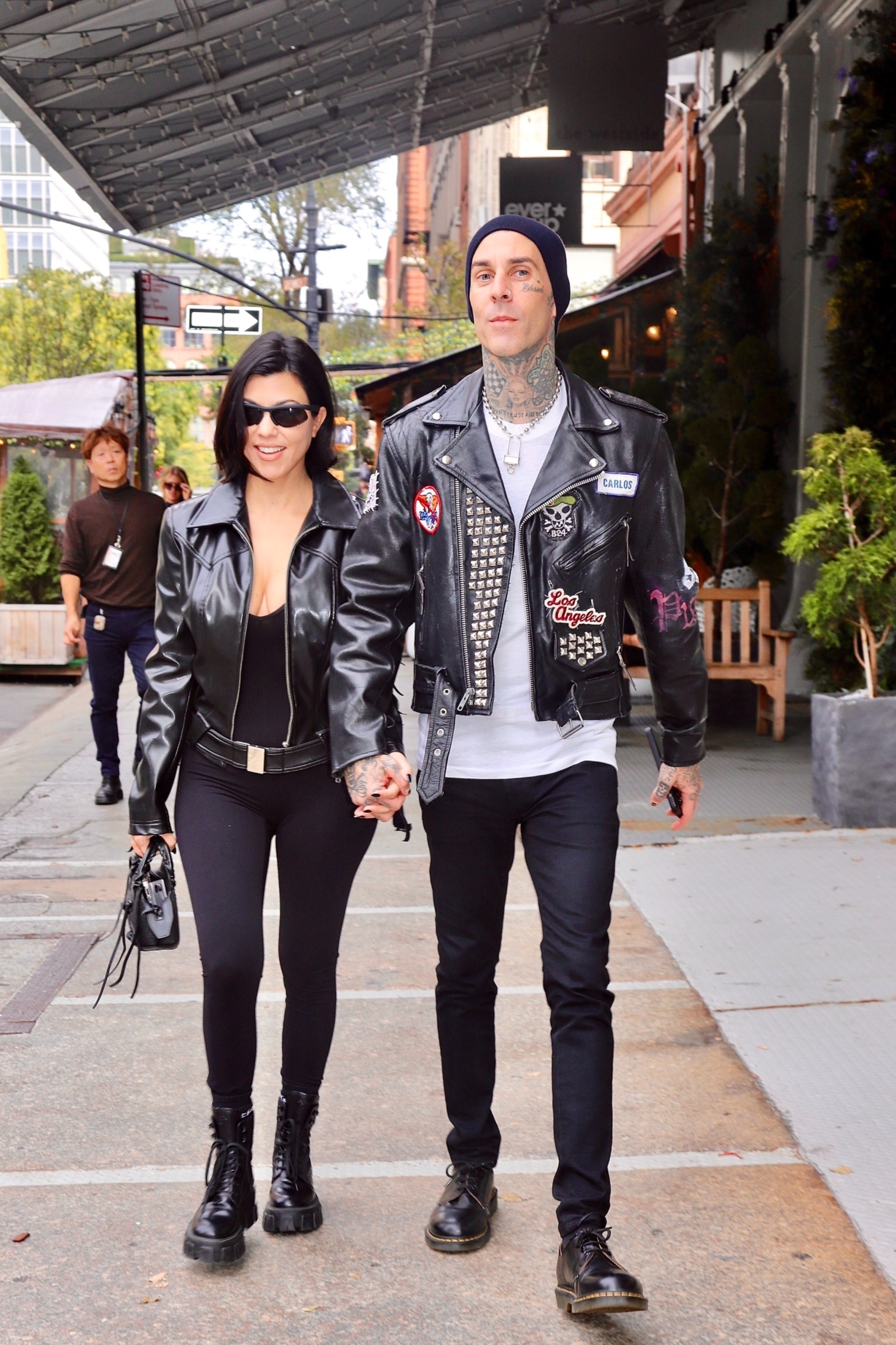 Access_Kardashian_001.jpg