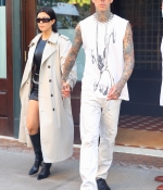 Access_Kardashian_002.jpg