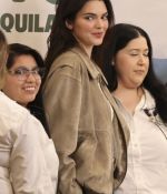 Access_Kardashian_001~0.JPG