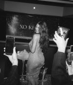 Access_Kardashian_10~3.jpg