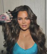 Access_Kardashian_1~1.jpg