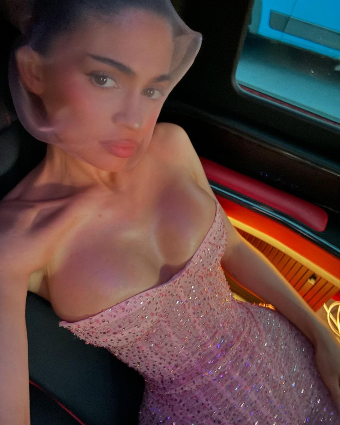 Access_Kardashian1.jpg