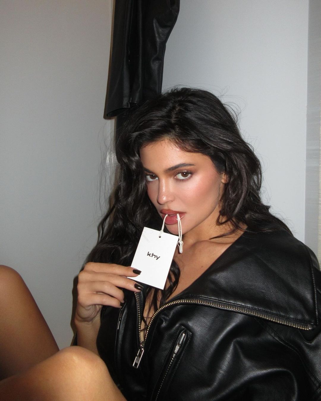 Access_Kardashian_1~2.jpg