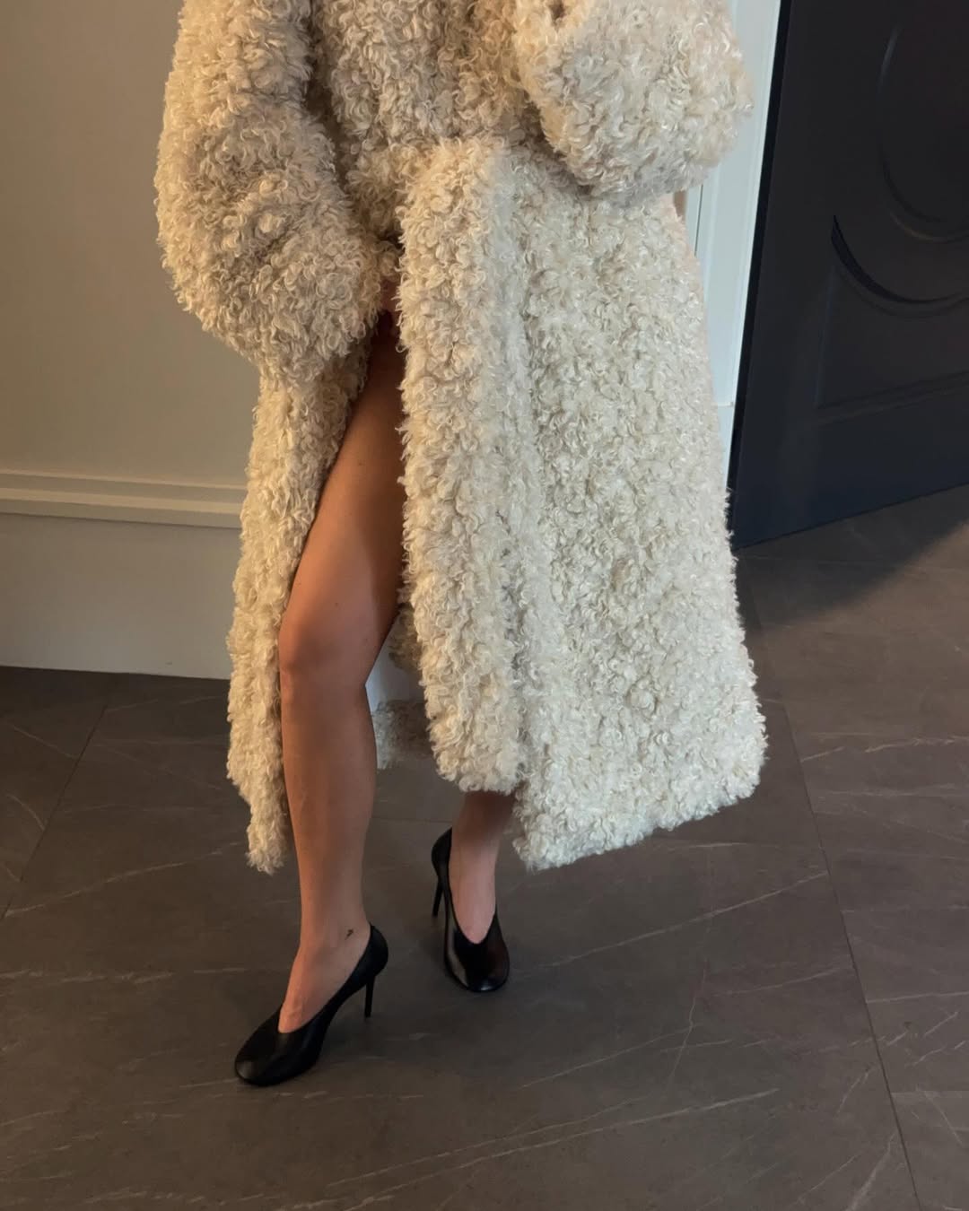 Access_Kardashian_4~3.jpg