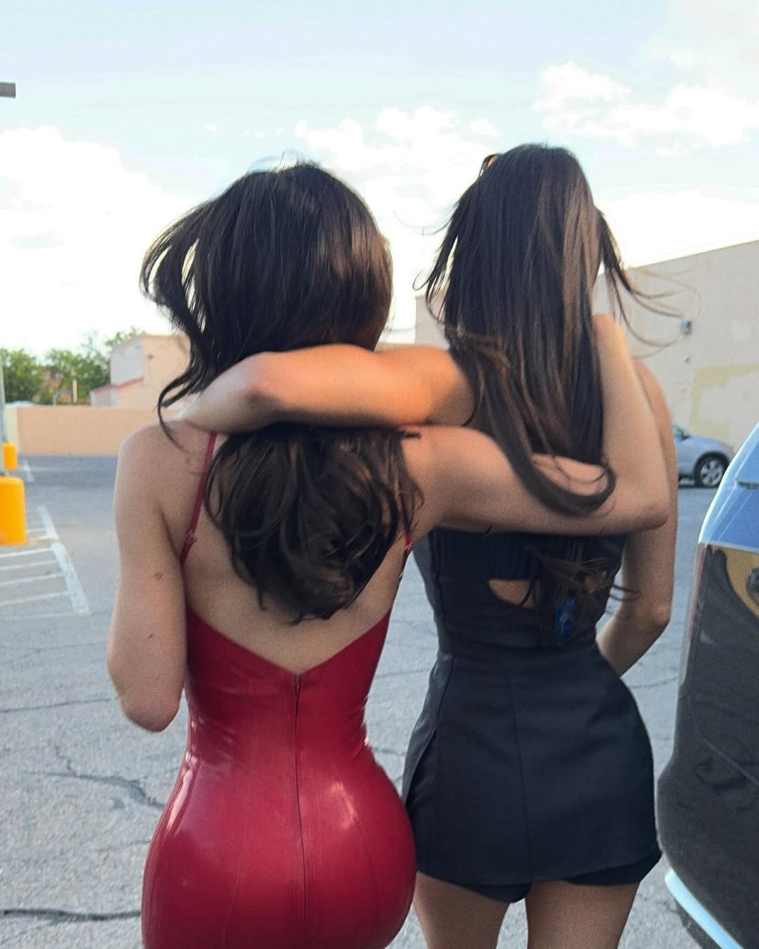 Access_Kardashian_7~3.jpg