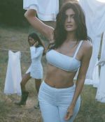 Access_Kardashian17.jpg